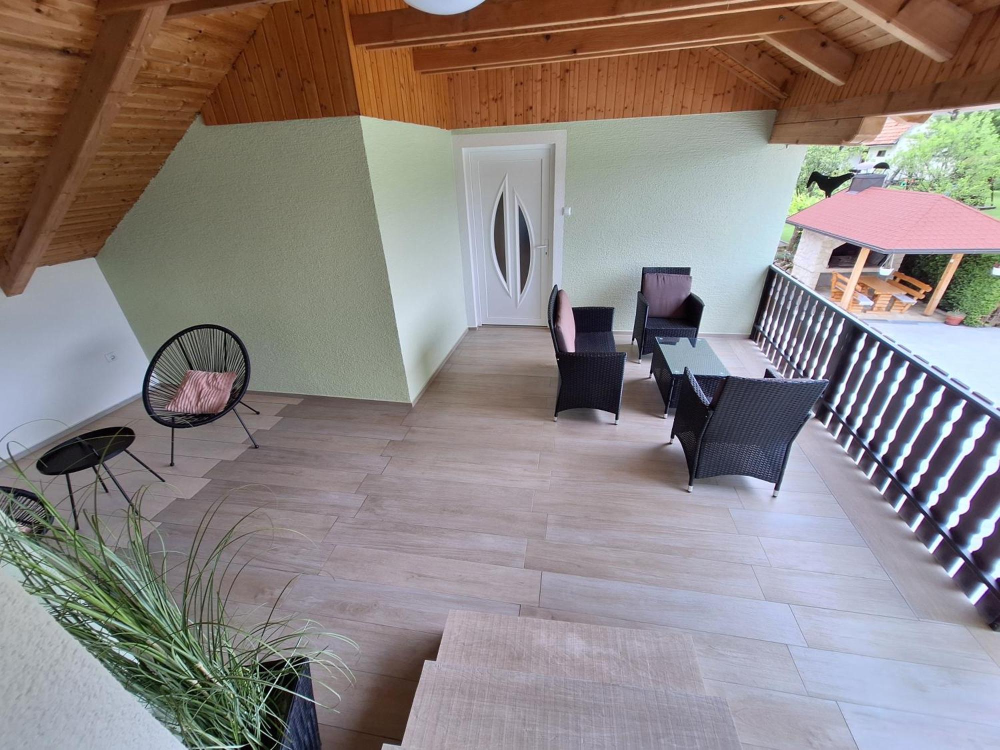 Guesthouse Miha Rakovica Dış mekan fotoğraf
