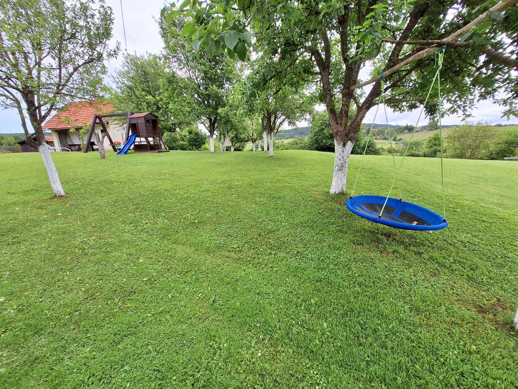 Guesthouse Miha Rakovica Dış mekan fotoğraf