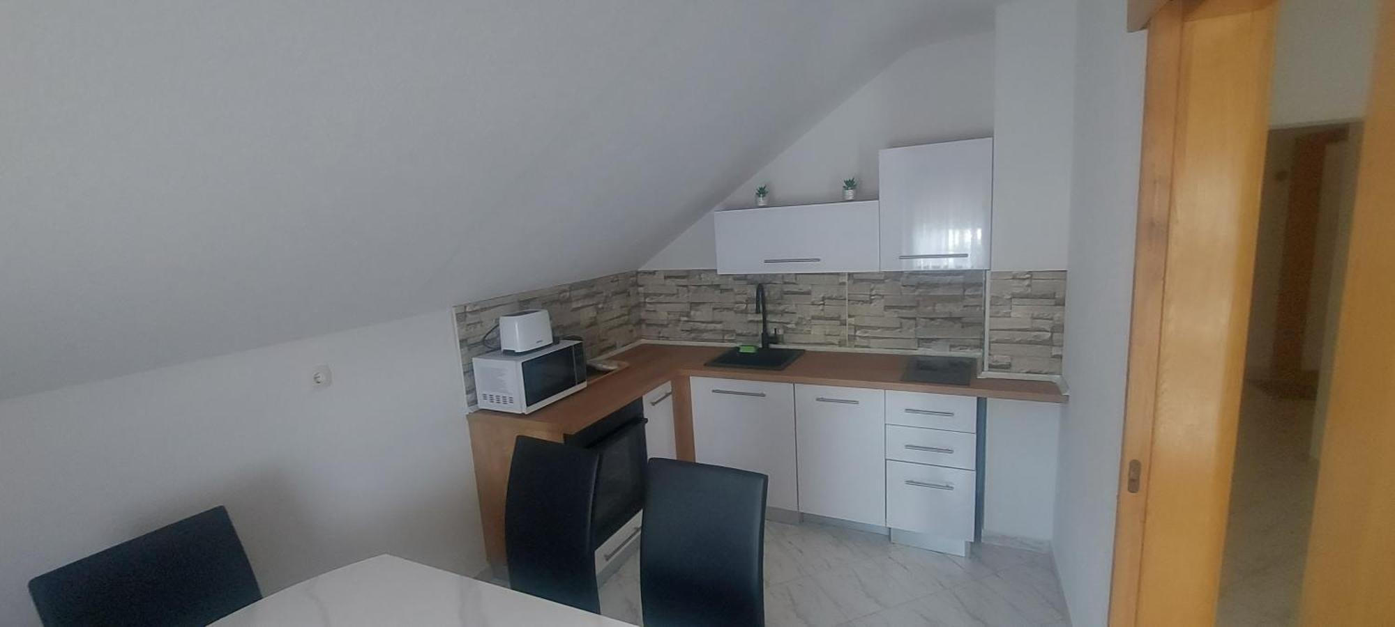 Guesthouse Miha Rakovica Dış mekan fotoğraf